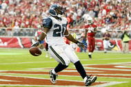 GLENDALE, AZ - NOVEMBER 15:  Justin Forsett #20 of the Seattle Seahawks scores a touchdown in the first half against the Arizona Cardinals at University of Phoenix Stadium on November 15, 2009 in Glendale, Arizona.  (Photo by Jeff Gross/Getty Images)