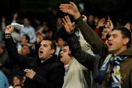 MADRID, SPAIN - NOVEMBER 10:  Real Madrid fans react in anger during the Copa del Rey fourth round, second leg match between Real Madrid and AD Alcorcon at the Estadio Santiago Bernabeu on November 10, 2009 in Madrid, Spain.  (Photo by Jasper Juinen/Getty Images)