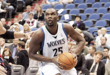 MINNEAPOLIS - OCTOBER 28: Al Jefferson #25 of the Minnesota Timberwolves drives to the basket against the New Jersey Nets at the Target Center on October 28, 2009 in Minneapolis, Minnesota. The Timberwolves defeated the Nets 95-93. NOTE TO USER: User expressly acknowledges and agrees that, by downloading and or using this photograph, User is consenting to the terms and conditions of the Getty Images License Agreement. (Photo by Genevieve Ross/Getty Images)
