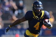 BERKELEY, CA - OCTOBER 24: Jahvid Best #4 of the California Golden Bears runs against the Washington State Cougars at California Memorial Stadium on October 24, 2009 in Berkeley, California.  (Photo by Jed Jacobsohn/Getty Images)