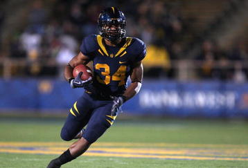 BERKELEY, CA - NOVEMBER 14:  Shane Vereen #34 of the California Golden Bears runs against the Arizona Wildcats at California Memorial Stadium on November 14, 2009 in Berkeley, California.  (Photo by Jed Jacobsohn/Getty Images)