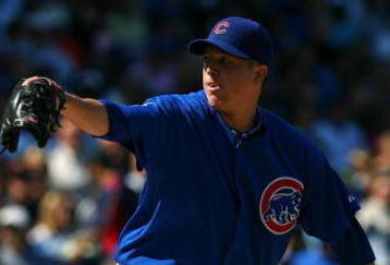 CHICAGO - AUGUST 30: Tom Gorzelanny #22 of the Chicago Cubs pitches in the 4th inning against the New York Mets on August 30, 2009 at Wrigley Field in Chicago, Illinois. The Mets defeated the Cubs 4-1. (Photo by Jonathan Daniel/Getty Images)