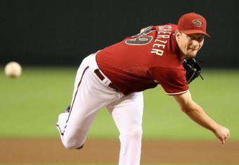 PHOENIX - SEPTEMBER 07:  Starting pitcher Max Scherzer #39 of the Arizona Diamondbacks pitches against the Los Angeles Dodgers during the major league baseball game at Chase Field on September 7, 2009 in Phoenix, Arizona.  The Dodgers defeated the Diamondbacks 7-2.  (Photo by Christian Petersen/Getty Images)