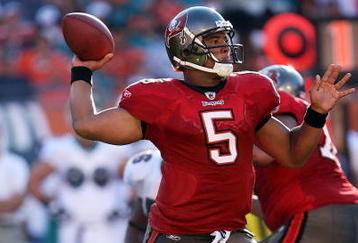 MIAMI GARDENS, FL - NOVEMBER 15:  Quarterback Josh Freeman #5 of the Tampa Bay Buccaneers throws a pass against the Miami Dolphins at Land Shark Stadium on November 15, 2009 in Miami Gardens, Florida. The Dolphins defeated the Buccaneers 25-23.  (Photo by Doug Benc/Getty Images)