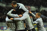 TURIN, ITALY - NOVEMBER 22:  Players of Juventus FC celebrate with Fabio Grosso after his goal during the Serie A match between Juventus and Udinese at Stadio Olimpico di Torino on November 22, 2009 in Turin, Italy.  (Photo by Valerio Pennicino/Getty Images)