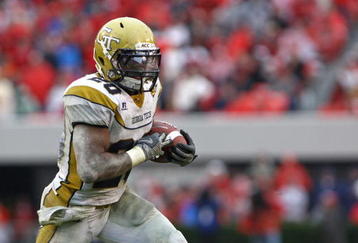 ATHENS, GA - NOVEMBER 29:  Running back Roddy Jones #20 of the Georgia Tech Yellow Jackets ran for 214 yards and 2 touchdowns during the game against the Georgia Bulldogs at Sanford Stadium on November 29, 2008 in Athens, Georgia.  The Yellow Jackets beat the Bulldogs 45-42.  (Photo by Mike Zarrilli/Getty Images)