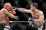 LAS VEGAS - NOVEMBER 21: Tito Ortiz (L) battles Forrest Griffin (R) during their Light Heavyweight Fight at the UFC 106 at Mandalay Bay Events Center on November 21, 2009 in Las Vegas, Nevada. (Photo by Jon Kopaloff/Getty Images)