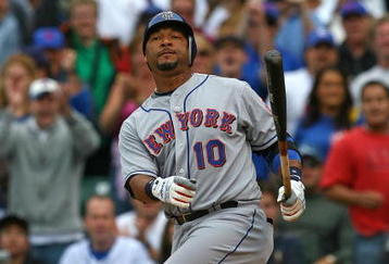 CHICAGO - AUGUST 28: Gary Sheffield #10 of the New York Mets strikes out to end a game against the Chicago Cubs on August 28, 2009 at Wrigley Field in Chicago, Illinois. The Cubs defeated the Mets 5-2.  (Photo by Jonathan Daniel/Getty Images)