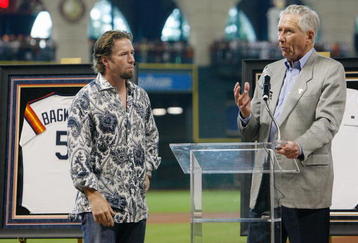 HOUSTON - AUGUST 26:  Former first baseman Jeff Bagwell of the Houston Astros is congratulated by Houston Astros owner Drayton McLane, Jr. during a ceremony to retire his #5 jersey prior to the start of the MLB game against the Pittsburgh Pirates on August 26, 2007 at Minute Maid Park in Houston, Texas.  (Photo by Bob Levey/Getty Images)