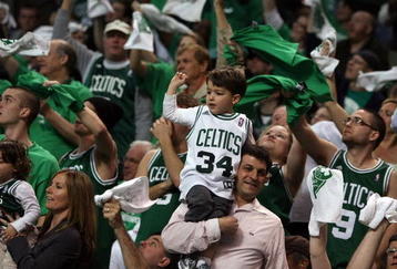 BOSTON - APRIL 18:  The Boston Celtics fans try to rally their team in the second half against the Chicago Bulls in Game One of the Eastern Conference Quarterfinals during the 2009 NBA Playoffs at TD Banknorth Garden on April 18, 2009 in Boston, Massachusetts. The Chicago Bulls defeated the Boston Celtics 105-103 in overtime. NOTE TO USER: User expressly acknowledges and agrees that, by downloading and or using this photograph, User is consenting to the terms and conditions of the Getty Images License Agreement. (Photo by Elsa/Getty Images)