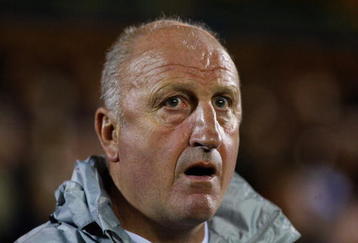 CARLISLE, ENGLAND - SEPTEMBER 22:  Portsmouth coach Paul Hart looks on during the Carling Cup 3rd round game between Carlisle United and Portsmouth at Brunton Parkon September 22, 2009 in Carlisle, England.  (Photo by Stu Forster/Getty Images)