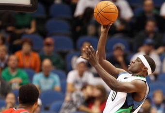 MINNEAPOLIS - OCTOBER 28: Jonny Flynn #10 of the Minnesota Timberwolves drives to the basket against the New Jersey Nets at the Target Center on October 28, 2009 in Minneapolis, Minnesota. The Timberwolves defeated the Nets 95-93. NOTE TO USER: User expressly acknowledges and agrees that, by downloading and or using this photograph, User is consenting to the terms and conditions of the Getty Images License Agreement. (Photo by Genevieve Ross/Getty Images)