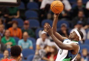 MINNEAPOLIS - OCTOBER 28: Jonny Flynn #10 of the Minnesota Timberwolves drives to the basket against the New Jersey Nets at the Target Center on October 28, 2009 in Minneapolis, Minnesota. The Timberwolves defeated the Nets 95-93. NOTE TO USER: User expressly acknowledges and agrees that, by downloading and or using this photograph, User is consenting to the terms and conditions of the Getty Images License Agreement. (Photo by Genevieve Ross/Getty Images)