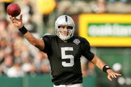 OAKLAND, CA - NOVEMBER 22:  Bruce Gradkowski #5 of the Oakland Raiders throws the ball during their game against the Cincinnati Bengals at Oakland-Alameda County Coliseum on November 22, 2009 in Oakland, California.  (Photo by Ezra Shaw/Getty Images)