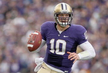 SEATTLE - OCTOBER 24:  Quarterback Jake Locker #10 of the Washington Huskies looks to pass the ball during the game against the Oregon Ducks on October 24, 2009 at Husky Stadium in Seattle, Washington. The Ducks defeated the Huskies 43-19. (Photo by Otto Greule Jr/Getty Images)