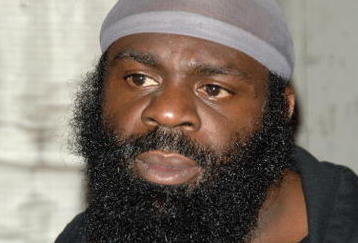 STUDIO CITY, CA - MAY 19:  MMA fighter Kimbo Slice attends CBS's 'Elite XC Saturday Night Fights' Press Conference at CBS Radford Studios on May 19, 2008 in Studio City, California.  (Photo by Stephen Shugerman/Getty Images)