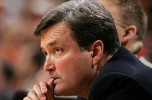 CHICAGO - MARCH 11:  Head coach Bill Carmody of the Northwestern Wildcats looks on against the Illinois Fighting Illini during the quaterfinals on the second day of the Big Ten Men's Conference Basketball Tournament March 11, 2005 at the United Center in Chicago, Illinois. Inninois won 68-51.  (Photo by Jonathan Daniel/Getty Images)