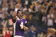 MINNEAPOLIS - NOVEMBER 22:  Brett Favre #4 of the Minnesota Vikings celebrates a touchdown against the Seattle Seahawks at Hubert H. Humphrey Metrodome on November 22, 2009 in Minneapolis, Minnesota.  (Photo by Nick Laham/Getty Images)