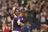 MINNEAPOLIS - NOVEMBER 22:  Brett Favre #4 of the Minnesota Vikings celebrates a touchdown against the Seattle Seahawks at Hubert H. Humphrey Metrodome on November 22, 2009 in Minneapolis, Minnesota.  (Photo by Nick Laham/Getty Images)