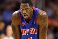 PHOENIX - NOVEMBER 22: Ben Wallace #6 of the Detroit Pistons awaits a free throw shot during the NBA game against the Phoenix Suns at US Airways Center on November 22, 2009 in Phoenix, Arizona. The Suns defeated the Pistons 117-91. NOTE TO USER: User expressly acknowledges and agrees that, by downloading and or using this photograph, User is consenting to the terms and conditions of the Getty Images License Agreement. (Photo by Christian Petersen/Getty Images)