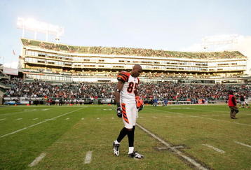 OAKLAND, CA - NOVEMBER 22:  Chad Ochocinco #85 of the Cincinnati Bengals walks off the field after the Bengals lost to the Oakland Raiders at Oakland-Alameda County Coliseum on November 22, 2009 in Oakland, California.  (Photo by Ezra Shaw/Getty Images)