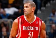 ATLANTA - NOVEMBER 20:  Shane Battier #31 of the Houston Rockets against the Atlanta Hawks at Philips Arena on November 20, 2009 in Atlanta, Georgia.  NOTE TO USER: User expressly acknowledges and agrees that, by downloading and/or using this Photograph, User is consenting to the terms and conditions of the Getty Images License Agreement.  (Photo by Kevin C. Cox/Getty Images)