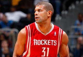 ATLANTA - NOVEMBER 20:  Shane Battier #31 of the Houston Rockets against the Atlanta Hawks at Philips Arena on November 20, 2009 in Atlanta, Georgia.  NOTE TO USER: User expressly acknowledges and agrees that, by downloading and/or using this Photograph, User is consenting to the terms and conditions of the Getty Images License Agreement.  (Photo by Kevin C. Cox/Getty Images)