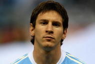 MADRID, SPAIN - NOVEMBER 14: Lionel Messi of Argentina during the friendly International football match Spain against Argentina at the Vicente Calderon stadium in Madrid, on November 14, 2009 in Madrid, Spain. (Photo by Clive Brunskill/Getty Images)