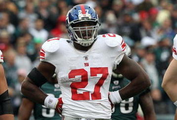 PHILADELPHIA - NOVEMBER 01:  Brandon Jacobs #27 of the New York Giants looks on against the Philadelphia Eagles on November 1, 2009 at Lincoln Financial Field in Philadelphia, Pennsylvania.  (Photo by Jim McIsaac/Getty Images)