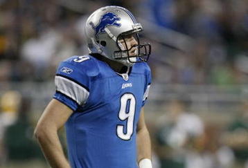 DETROIT , MI - NOVEMBER 26:  Matthew Stafford #9 of the Detroit Lions looks on while playing the Green Bay Packers on November 26, 2009 at Ford Field in Detroit, Michigan.  (Photo by Gregory Shamus/Getty Images)