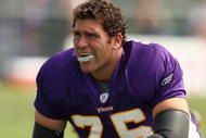 MANKATO, MN - AUGUST 2:  Mike Rosenthal #75 of the Minnesota Vikings kneels on the field during afternoon practice during 2006 Training Camp on August 2, 2006 at Minnesota State University in Mankato, Minnesota. (Photo by David Sherman/Getty Images)