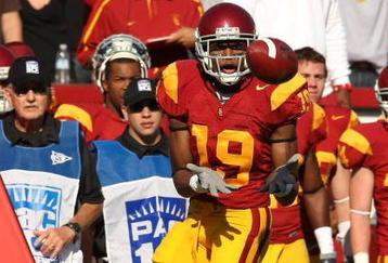LOS ANGELES - NOVEMBER 14:  Wide receiver Brice Butler #19 of the USC Trojans makes a catch against the Stanford Cardinal on November 14, 2009 at the Los Angeles Coliseum in Los Angeles, California.  Stanford won 55-21.   (Photo by Stephen Dunn/Getty Images)
