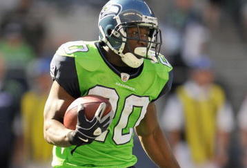 SEATTLE - SEPTEMBER 27: Justin Forsett #20 of the Seattle Seahawks carries the ball during the game against the Chicago Bears on September 27, 2009 at Qwest Field in Seattle, Washington. The Bears defeated the Seahawks 25-19. (Photo by Otto Greule Jr/Getty Images)  