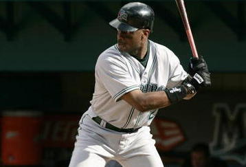 MIAMI - JULY 4:  Fred McGriff #29 of the Florida Marlins stands at bat during the game  against the Tampa Bay Devil Rays on July 4, 2004 at Pro Player Stadium in Miami, Florida. The Marlins won 4-3. (Photo by Eliot J. Schechter/Getty Images)