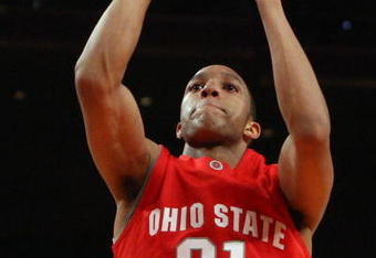 NEW YORK - NOVEMBER 20:  Evan Turner #21 of the Ohio State Buckeyes takes a shot against the California Golden Bears during the consolation game of the 2K Sports Classic on November 20, 2009 at Madison Square Garden in New York City. Ohio State defeated California 76-70.  (Photo by Jim McIsaac/Getty Images)