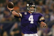 MINNEAPOLIS - NOVEMBER 29:  Brett Favre #4 of the Minnesota Vikings passes the ball in the second half against the Chicago Bears on November 29, 2009 at Hubert H. Humphrey Metrodome in Minneapolis, Minnesota.  (Photo by Elsa/Getty Images)