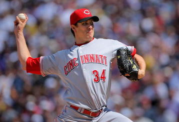 DENVER - SEPTEMBER 07:  Starting pitcher Homer Bailey #34 of the Cincinnati Reds delivers against the Colorado Rockies at Coors Field on September 7, 2009 in Denver, Colorado.  (Photo by Doug Pensinger/Getty Images)