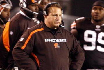 CLEVELAND - NOVEMBER 16:  Eric Mangini head coach of the Cleveland Browns watches his team against the Baltimore Ravens at Cleveland Browns Stadium on November 16, 2009 in Cleveland, Ohio.  (Photo by Matt Sullivan/Getty Images)
