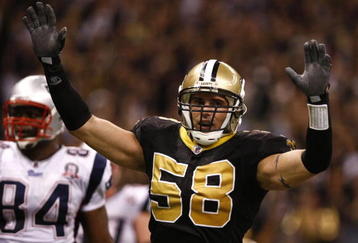 NEW ORLEANS - NOVEMBER 30: Scott Shanle #58 of the New Orleans Saints celebrates a defensive stop against the New England Patriots at Louisana Superdome on November 30, 2009 in New Orleans, Louisiana. (Photo by Scott Halleran/Getty Images)