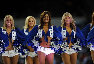 ARLINGTON, TX - NOVEMBER 26:  The Dallas Cowboys Cheerleaders at Cowboys Stadium on November 26, 2009 in Arlington, Texas.  (Photo by Ronald Martinez/Getty Images)