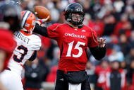 CINCINNATI - NOVEMBER 27:  Tony Pike #15 of the Cincinnati Bearcats throws a pass during the game against the Illinois Fighting Illini at Nippert Stadium on November 27, 2009 in Cincinnati, Ohio.  (Photo by Andy Lyons/Getty Images)