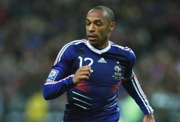 PARIS - FRANCE- NOVEMBER 18:  Thierry Henry of France during the France v Republic of Ireland FIFA 2010 World Cup Qualifying Play Off second leg match at the Stade de France on November 18, 2009 in Paris, France.  (Photo by Michael Steele/Getty Images)