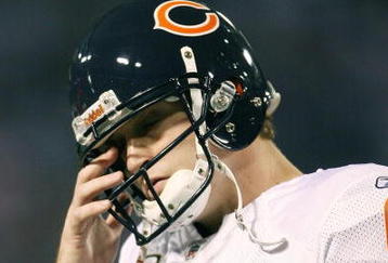 MINNEAPOLIS - NOVEMBER 29:  Jay Cutler #6 of the Chicago Bears walks off the field in the first half against the Minnesota Vikings on November 29, 2009 at Hubert H. Humphrey Metrodome in Minneapolis, Minnesota.  (Photo by Elsa/Getty Images)