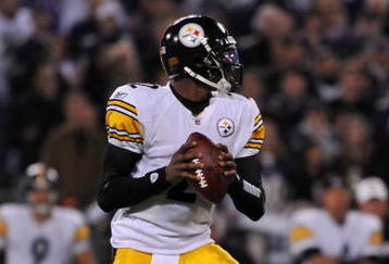 BALTIMORE - NOVEMBER 29:  Dennis Dixon #2 of the Pittsburgh Steelers passes against the  Baltimore Ravens at M&T Bank Stadium on November 29, 2009 in Baltimore, Maryland. The Ravens defeated the Steelers 20-17. (Photo by Larry French/Getty Images)