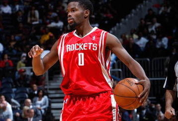 ATLANTA - NOVEMBER 20:  Aaron Brooks #0 of the Houston Rockets against the Atlanta Hawks at Philips Arena on November 20, 2009 in Atlanta, Georgia.  NOTE TO USER: User expressly acknowledges and agrees that, by downloading and/or using this Photograph, User is consenting to the terms and conditions of the Getty Images License Agreement.  (Photo by Kevin C. Cox/Getty Images)