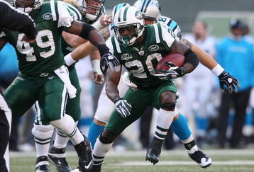 EAST RUTHERFORD, NJ - NOVEMBER 29:  Thomas Jones #20 of the New York Jets against the Carolina Panthers at Giants Stadium on November 29, 2009 in East Rutherford, New Jersey.  (Photo by Nick Laham/Getty Images)