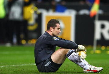 PARIS - FRANCE-NOVEMBER 18:  Shay Given of Ireland reacts after the 1-1 draw which saw his team lose 2-1 on aggregate during the France v Republic of Ireland FIFA 2010 World Cup Qualifying Play Off second leg match at the Stade de France on November 18, 2009 in Paris, France.  (Photo by Michael Steele/Getty Images)