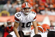 CINCINNATI - NOVEMBER 29:  Brady Quinn #10 of  the Cleveland Browns calls a play during the NFL game against the Cincinnati Bengals at Paul Brown Stadium on November 29, 2009 in Cincinnati, Ohio.  (Photo by Andy Lyons/Getty Images)
