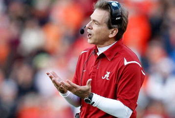 AUBURN, AL - NOVEMBER 27:  Head coach Nick Saban of the Alabama Crimson Tide yells to his offense during the game against the Auburn Tigers at Jordan-Hare Stadium on November 27, 2009 in Auburn, Alabama.  (Photo by Kevin C. Cox/Getty Images)