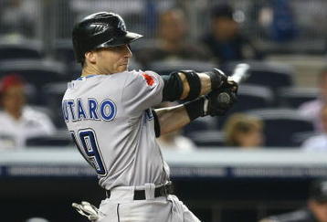 NEW YORK - AUGUST 10:  Marco Scutaro #19 of the Toronto Blue Jays bats against the New York Yankees during their game on August 10, 2009 at Yankee Stadium in the Bronx borough of New York City.  (Photo by Chris McGrath/Getty Images)